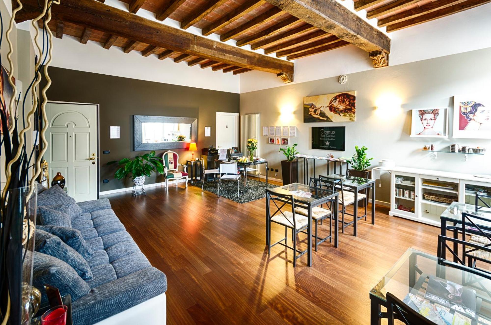Domus San Martino GuestHouse Plasencia Exterior foto