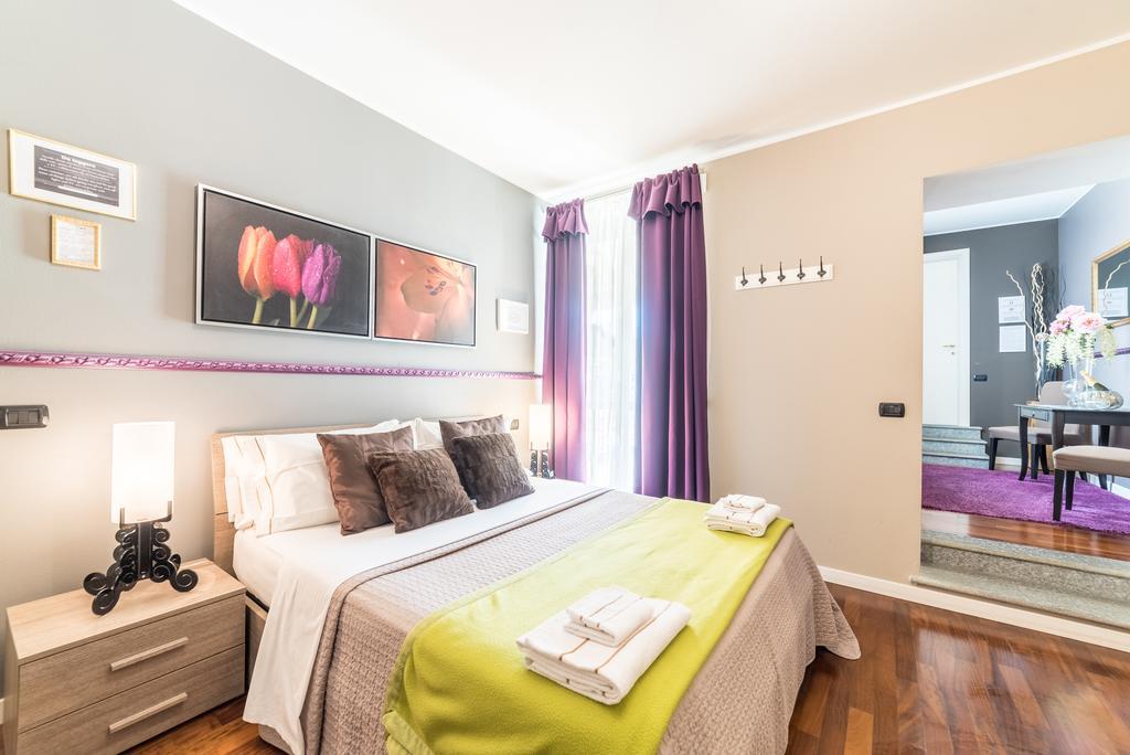 Domus San Martino GuestHouse Plasencia Exterior foto