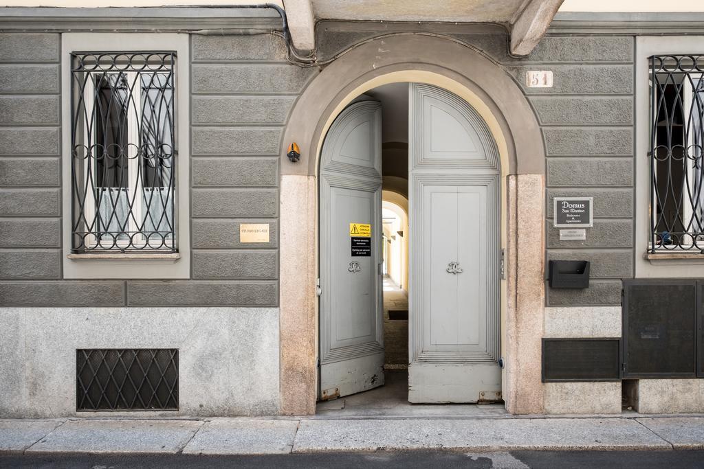 Domus San Martino GuestHouse Plasencia Exterior foto